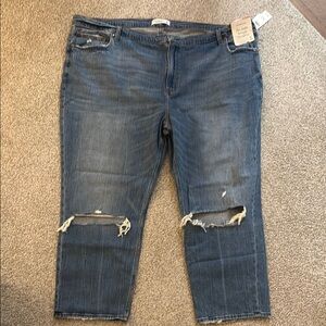 NEW Abercrombie Distressed High Rise Ankle Jeans | 37 or 24R